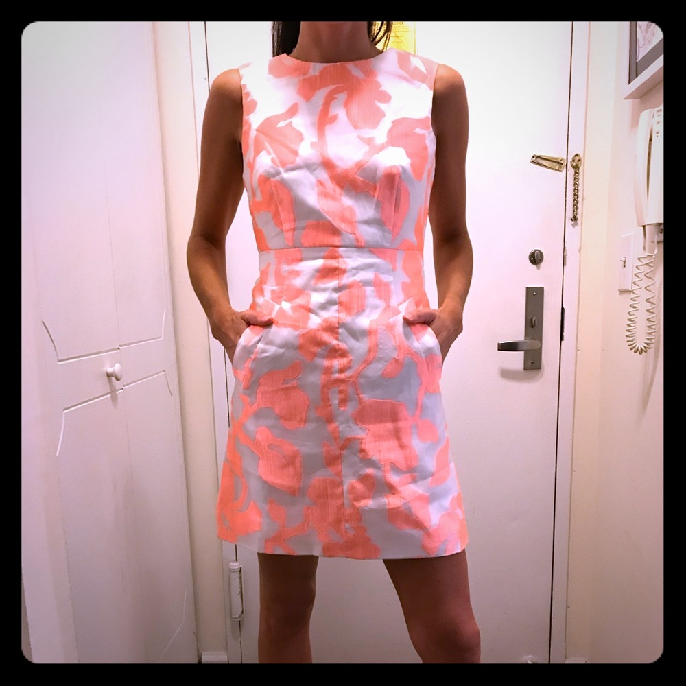 DVF summer dress, white and bright coral print!